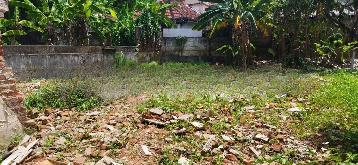 Nugegoda Pagoda Main Road Facing 44 Perches Land For Sale