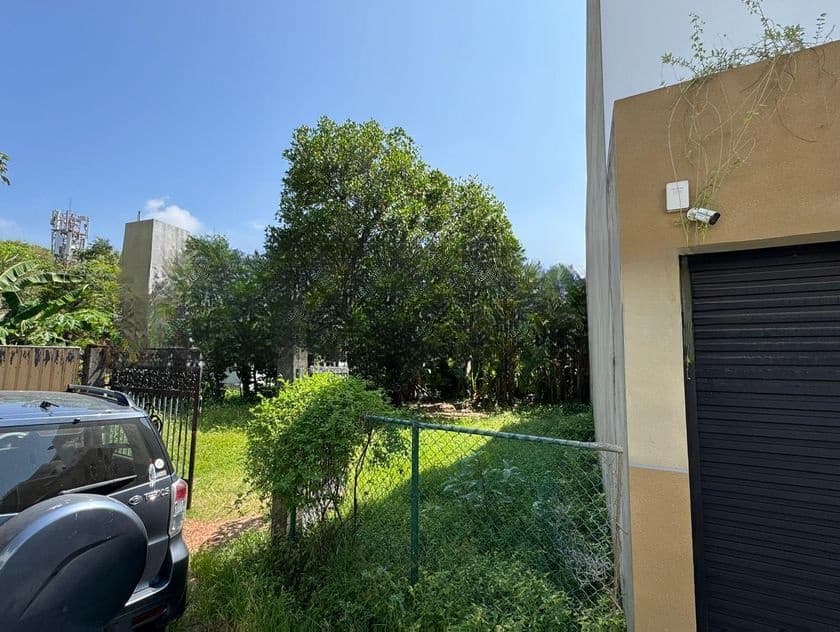 Dehiwala, Quarry Road 10 Perches Land for Sale