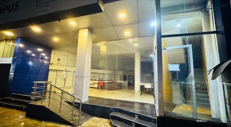 Kottawa - Main Road (Colombo - Awissawella) 04 Storied Commercial Building for Sale