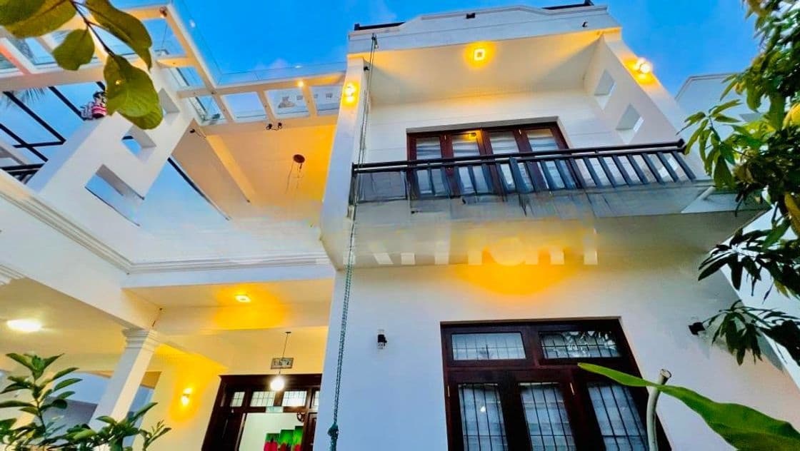 Fully Air Conditioned & Solar Power Luxurious 5 BR House Sale Negombo