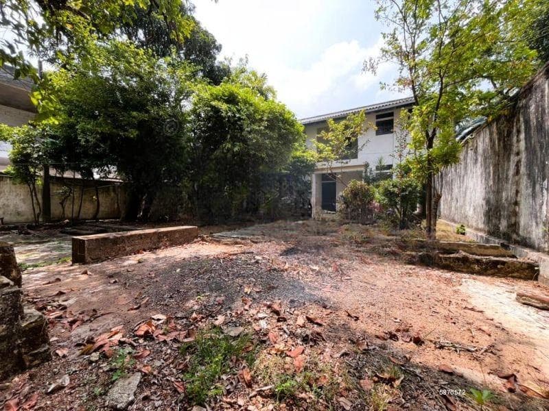 FOR SALE: Superb 25.5 Perch Nugegoda Home