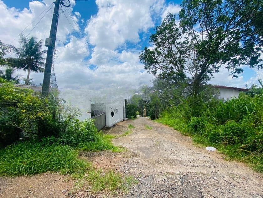9.5 Perches Land For Sale 600m to Cargills Athurugiriya