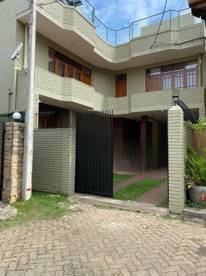 Rajagiriya | Newly renovated | Semi furnished | Large house | 4Bedroom | 225K