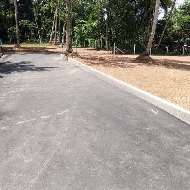 Land in kadana
