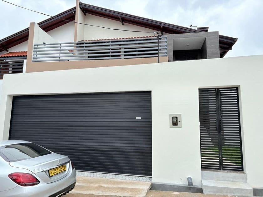 Luxury New House for Sale in Battaramulla
