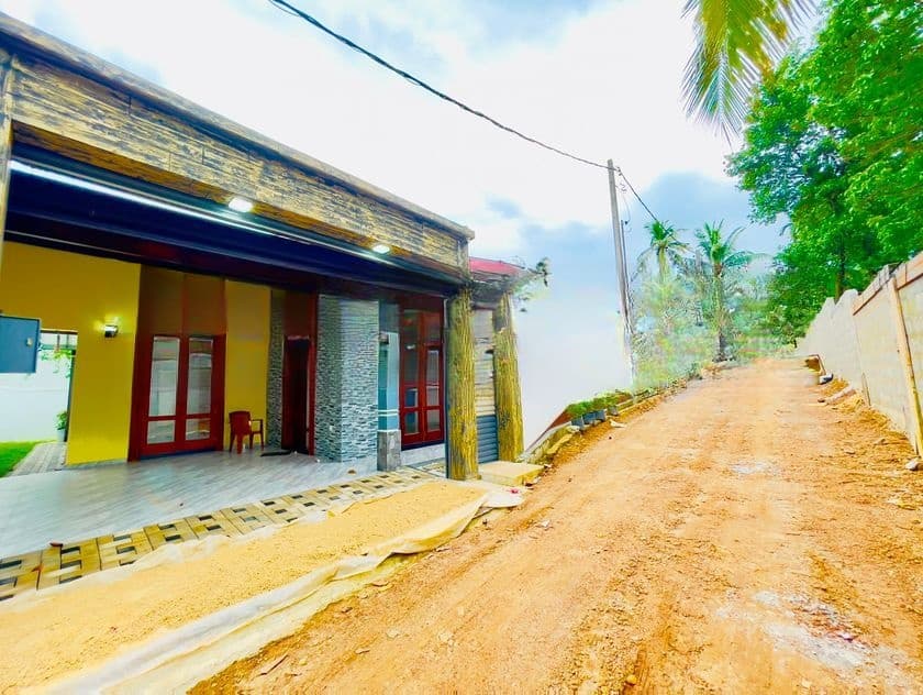 A Brand New Valuable Single Storey House in Piliyandala Kesbewa