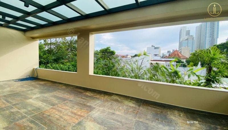 Modern Architectural Designed House in Colpetty Colombo 3 FOR SALE!