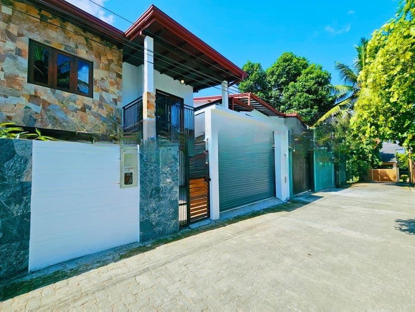 Brand New 2 Storied Modern House for Sale Malabe
