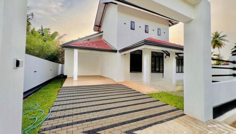 Newly Latest Built Luxury Single Story House Sale In Negombo