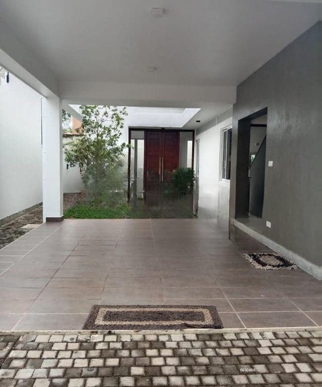 🏡 Luxury House For Rent In Colombo 06 - PDH109