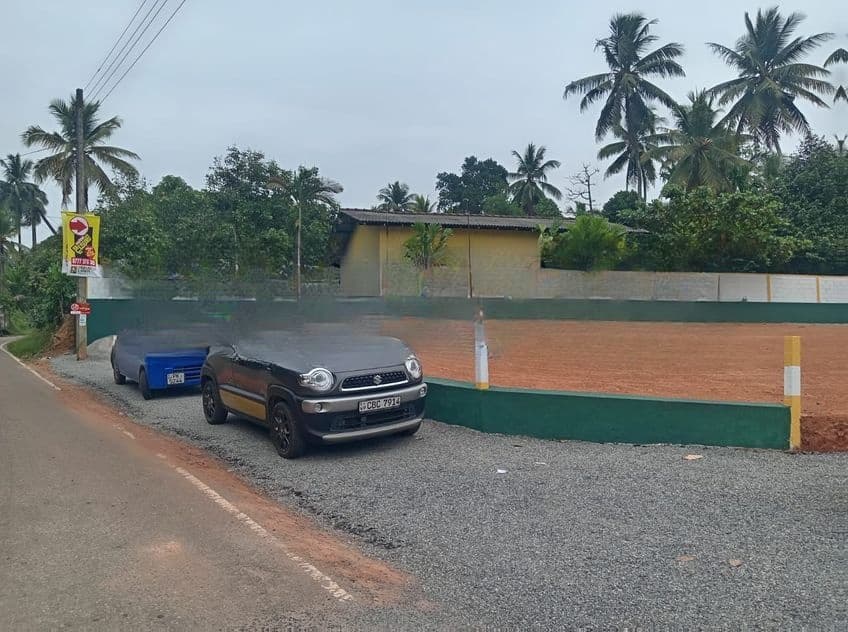 6.1 Perch Land Plots for Sale in Diyagama -Kottawa