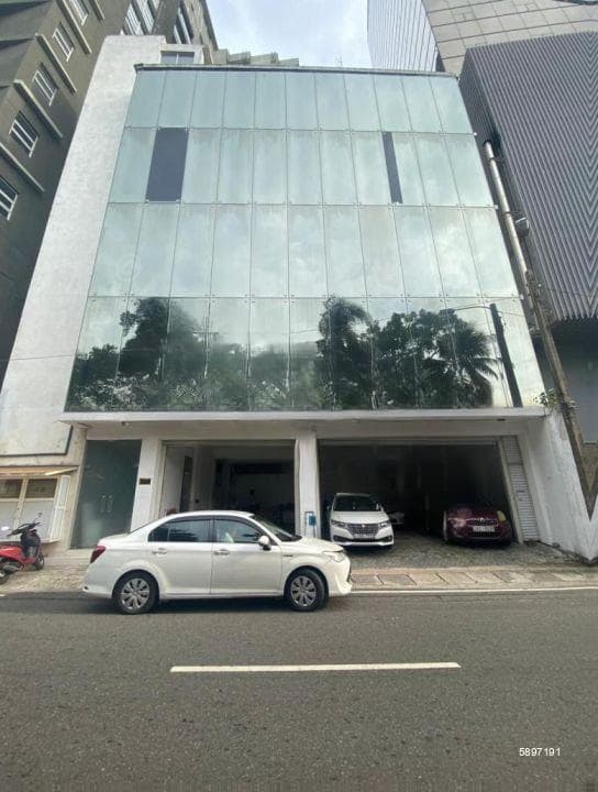 Office Space for Rent - Colombo 8 | LKR 1,650,000 (EM511)