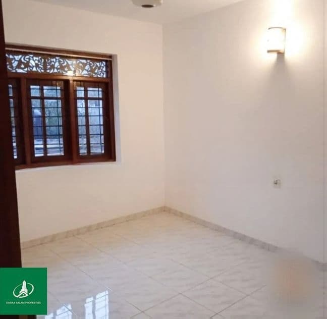 තට්ටු දෙකේ ගෙදර 5 Rooms Belumhara Kaduwela Road