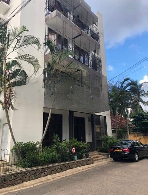Luxury Apartment Complex For Sale In Longdon Place Colombo 07
