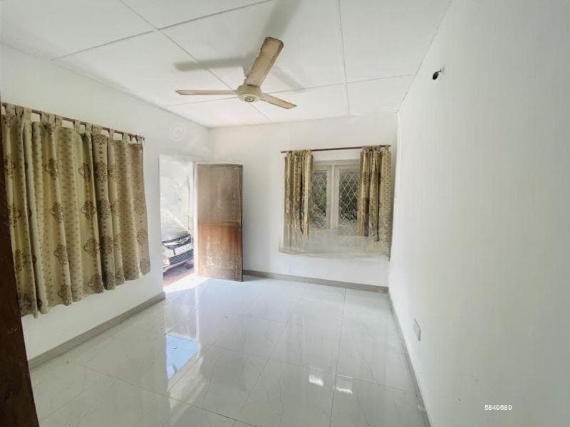 Livable Single Story House at LAND VALUE Close to Kottawa & Homagama Towns