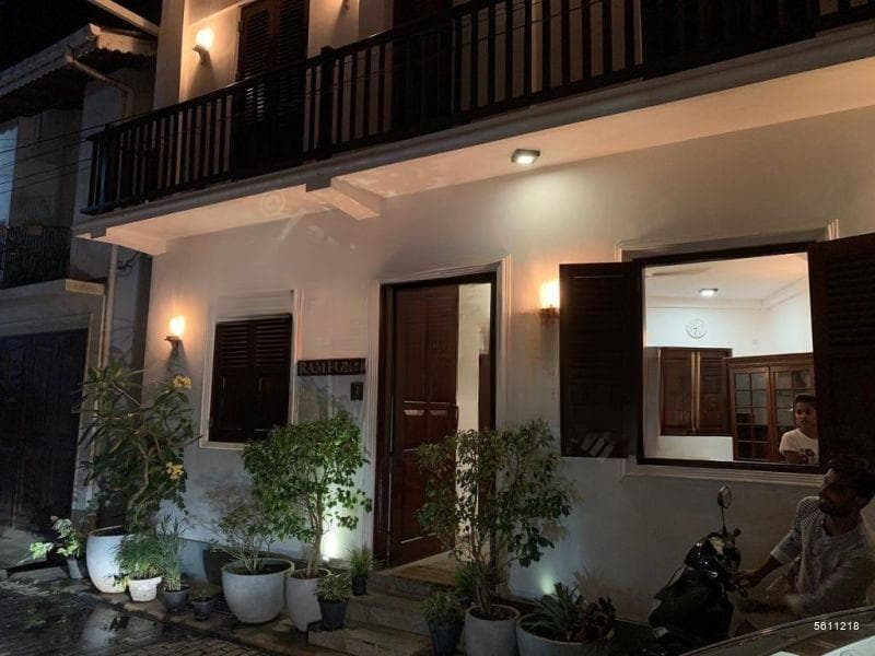 3 Bed Luxury Villa Furnished for Rent in Galle Fort with Fibre fast internet Sri Lanka