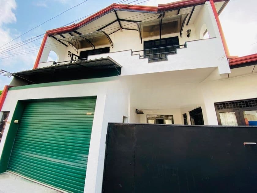 3 Bedrooms Hous Rent Nugegoda Old Kasbewa Road Dalkada