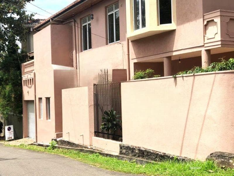 Spacious House for Sale & Rent – Udahamulla, Nugegoda