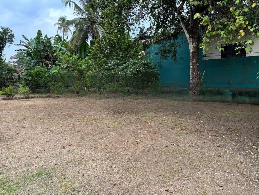house with land for sale in Baththaramulla DS4040