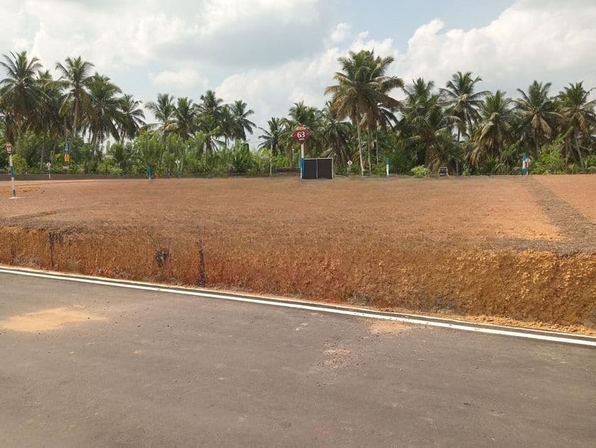 හෝමාගම නගර සීමාවෙන් ඉඩම්