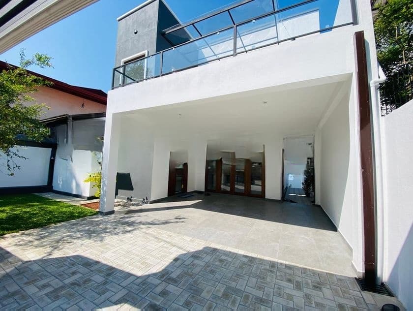 HAS217 - Brand New Modern Luxury House for Sale in Piliyandala