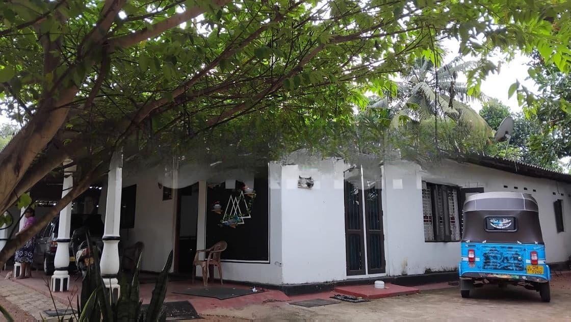 HJS173 - Modern House for Sale in Gampaha