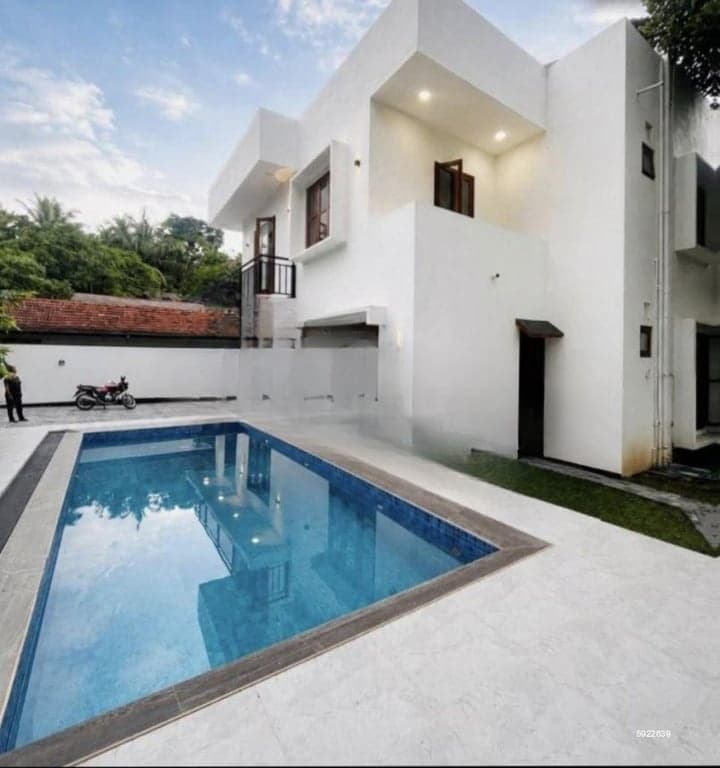 Newly Build Luxury 3 Story House For Sale In Kiribathgoda