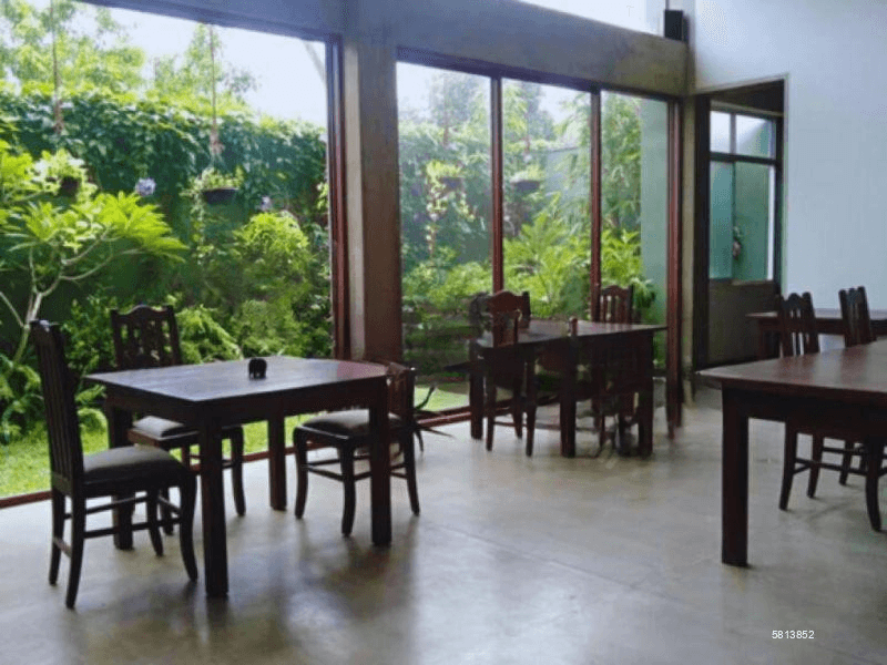 Hotel for Sale in Mount Lavinia