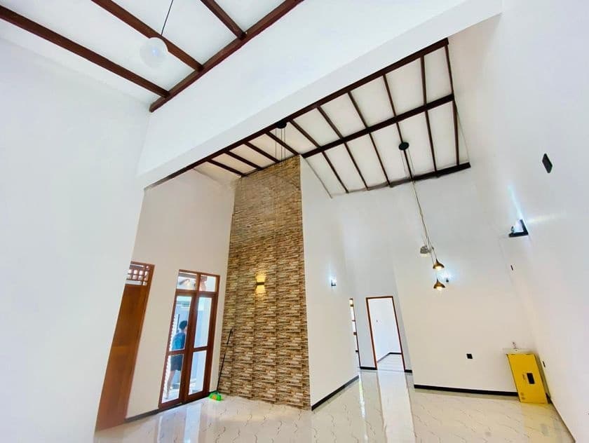 Single Story Brand New Modern House for Sale in Athurugiriya