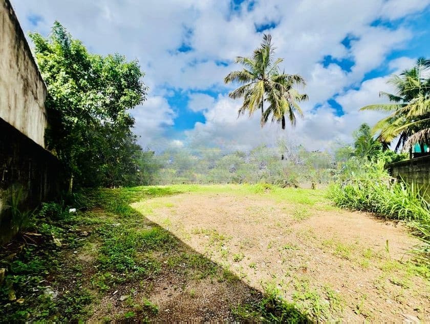 10 Perches Land for Sale in Athurugiriya