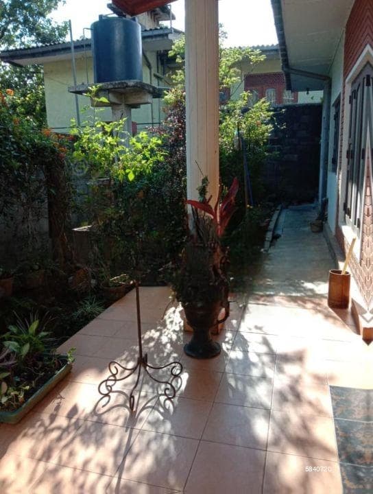 Land with house for sale in Kandy
