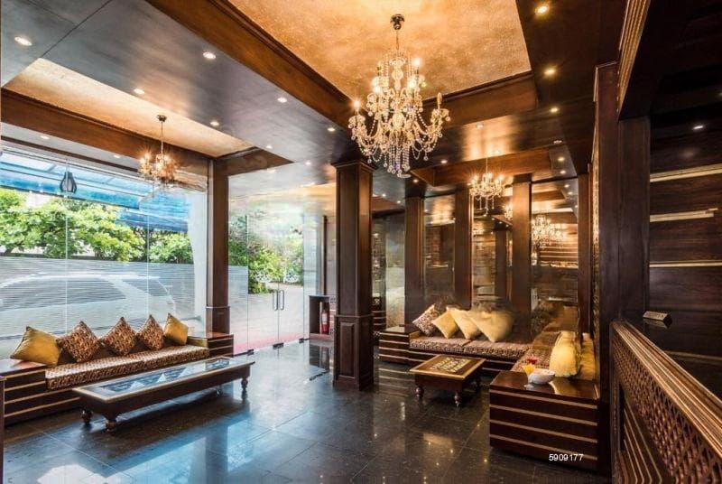 🏨 Luxury Hotel for Rent– Mt Lavinia 🏨
