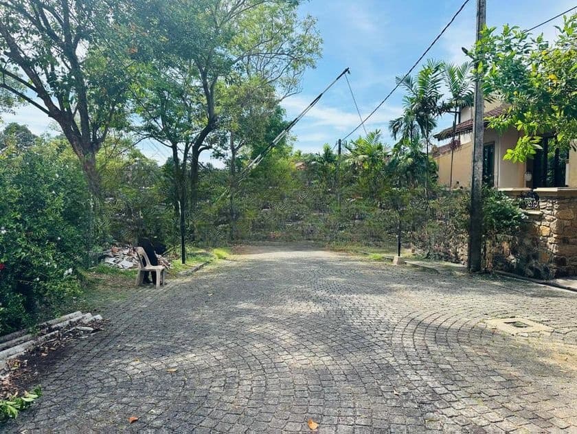 Valuable Land for Sale Athurugiriya