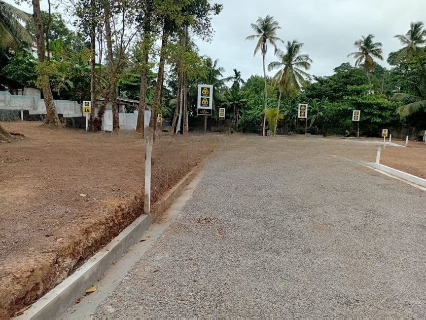 Land for Sale Batakeththara Piliyandala Highly Residential Plots