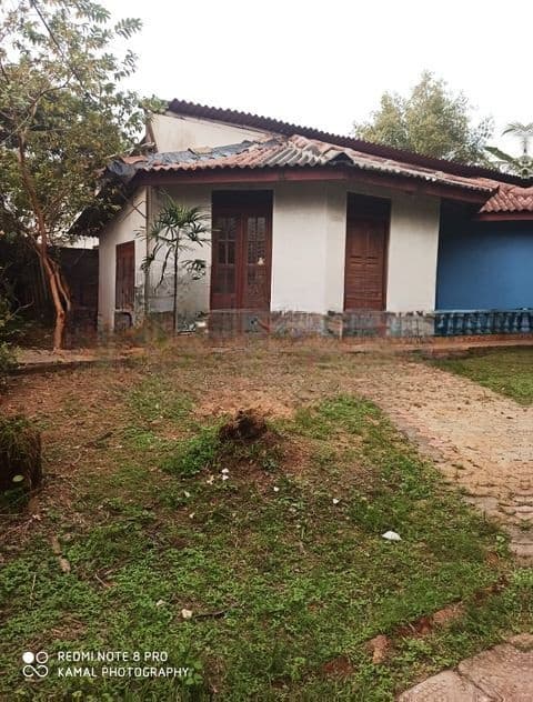 Prime Land with House in Kadawatha for Sale