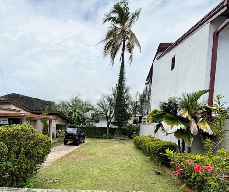 Land with old house for sale in Moratuwa