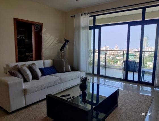 Three Bed room super luxury apartment on the Davidson Tower is a rare availability