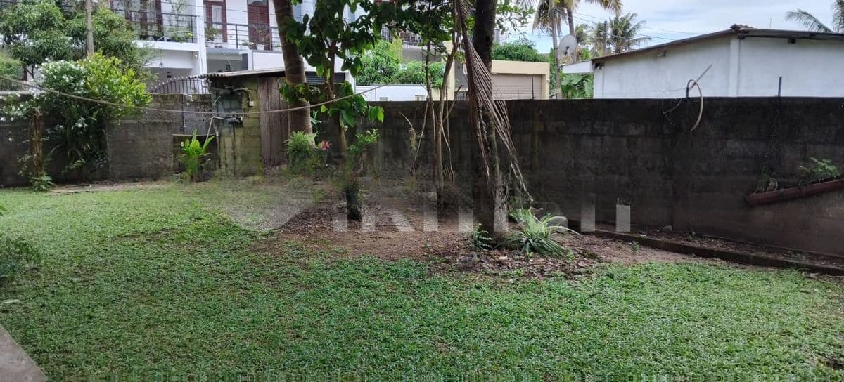 4.9 Perches Land For Sale in Katubedda, Moratuwa (SSPL-476)