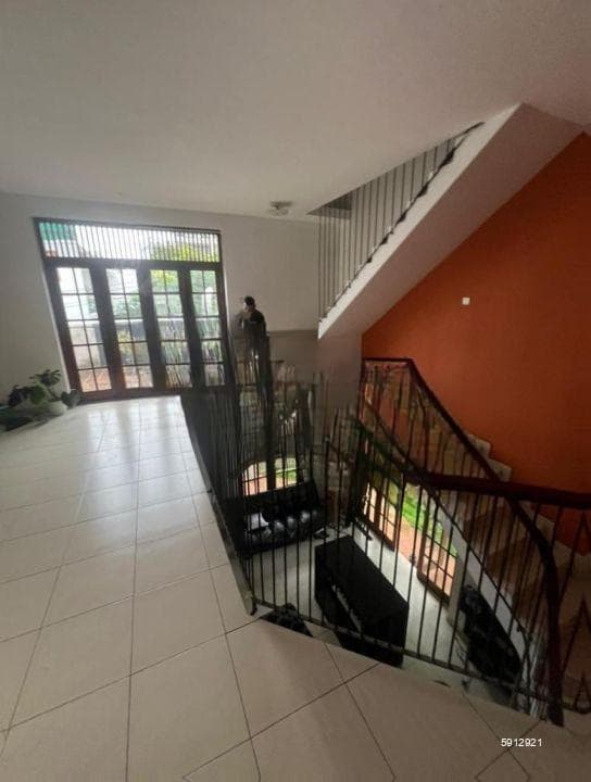 House for sale in Colombo 5