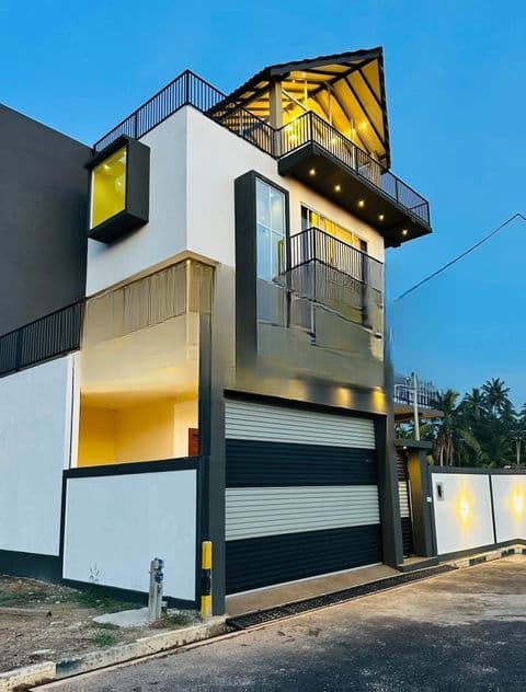 Luxury Modern 3 Storey House for Sale in Negombo