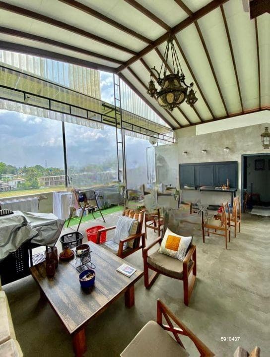 5 Bedroom house for sale in Malabe