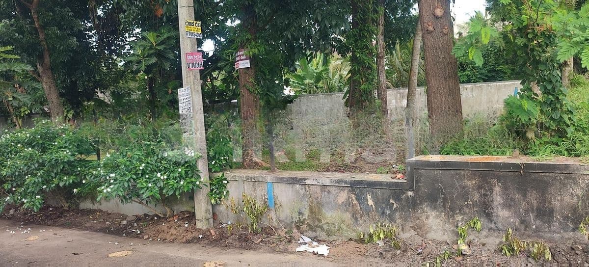 Thalawathugoda , Residential Land for Sale in Polwatta Rd
