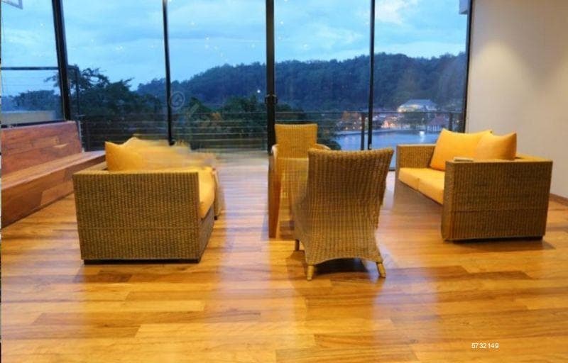 Kandy LakeRound luxury Boutique hotel for sale.