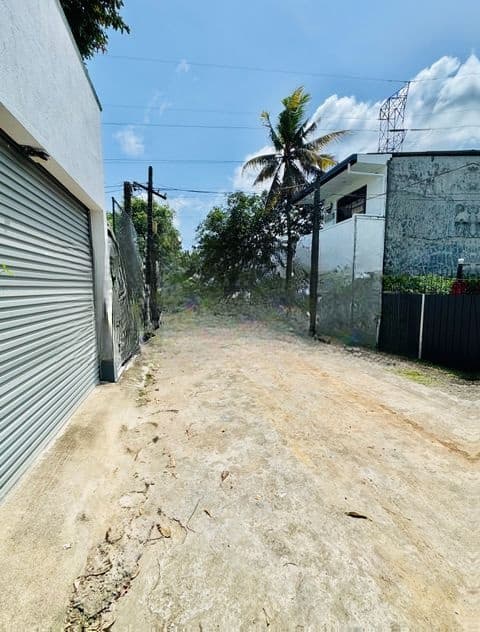 Bare Land for Sale at Battaramulla