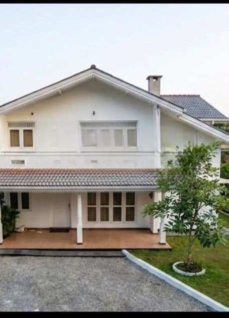 House for Rent Parakumba Place, Colombo 06
