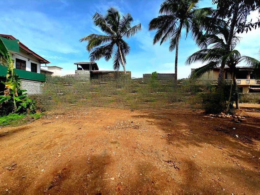 10P High Residential Bare Land For Sale In Boralesgamuwa.