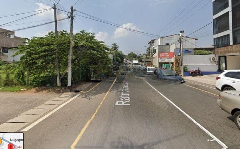 20.80 Perch Land with Old House for Sale in Gansabha Junction Nugegoda, S1952