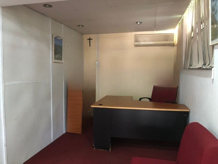 Office For Sale in Galle Road Kollupity Colombo.03