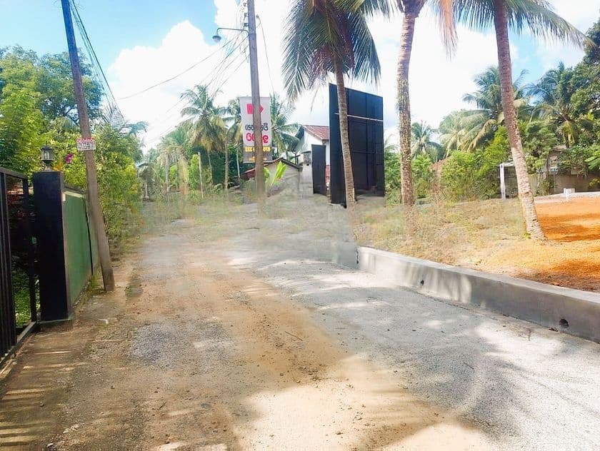 Highly Residential land for sale in Galawilawatte Homagama
