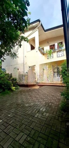 Two Storied House For Rent - Colombo 5